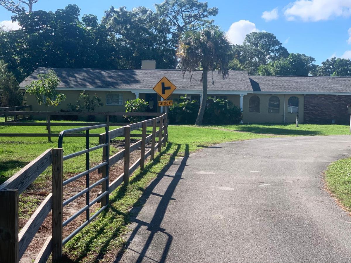 Oyo Family Ranch At Melbourne Fl Hotel Buitenkant foto